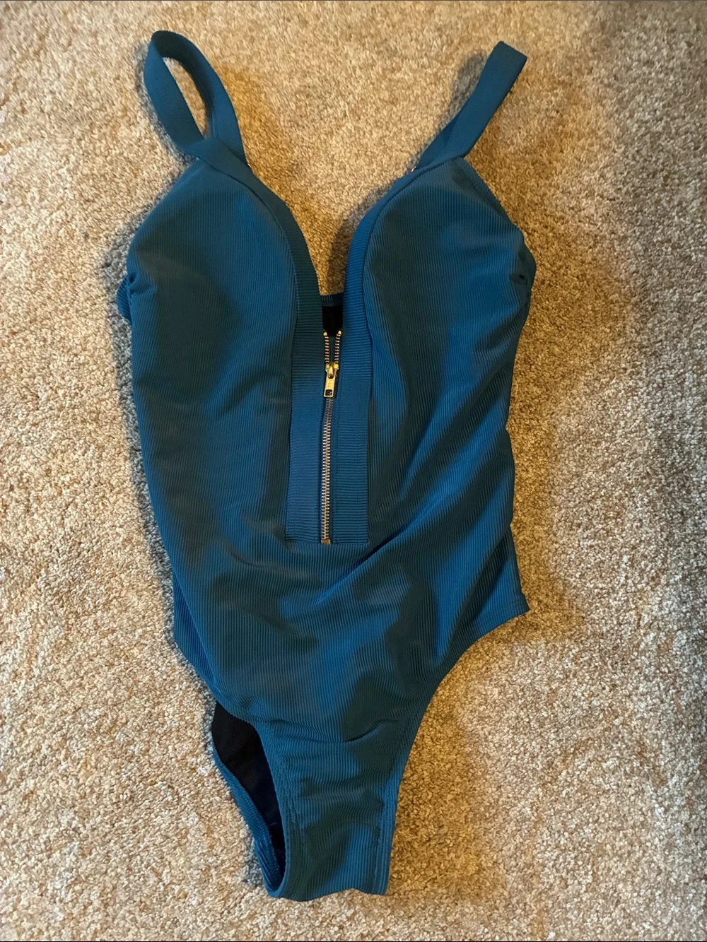 Ladies Medium Teal One-Piece Swimsuit with Front Zip